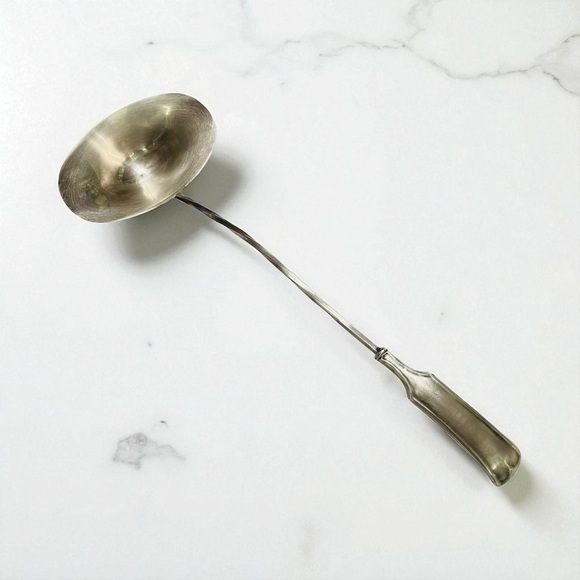 Vintage Punch / Soup Double Ladle Serving Spoon Silver Plate Twisted Handle 16" - Picture 5 of 15